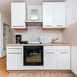 Apartman In 39058 *