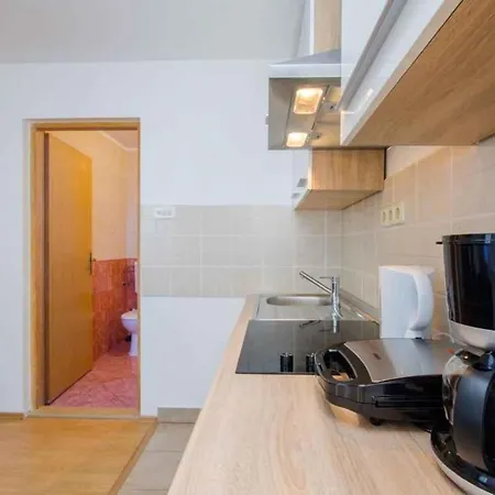 Apartment In 39058
