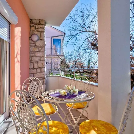 In 39058 Apartment Crikvenica