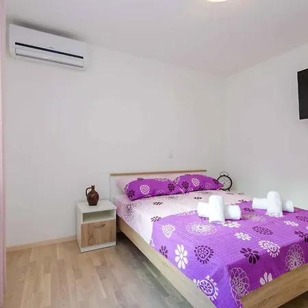 In 39058 Apartment Crikvenica