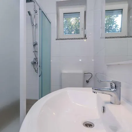 In 39058 Apartment *