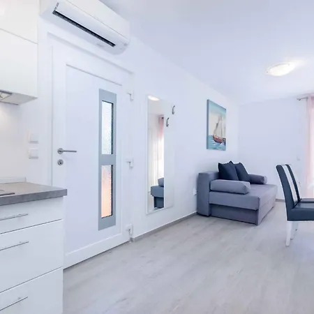 In 39058 Apartment Crikvenica